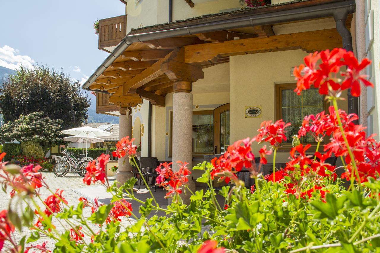 Hotel Genzianella Ziano Di Fiemme Exterior photo